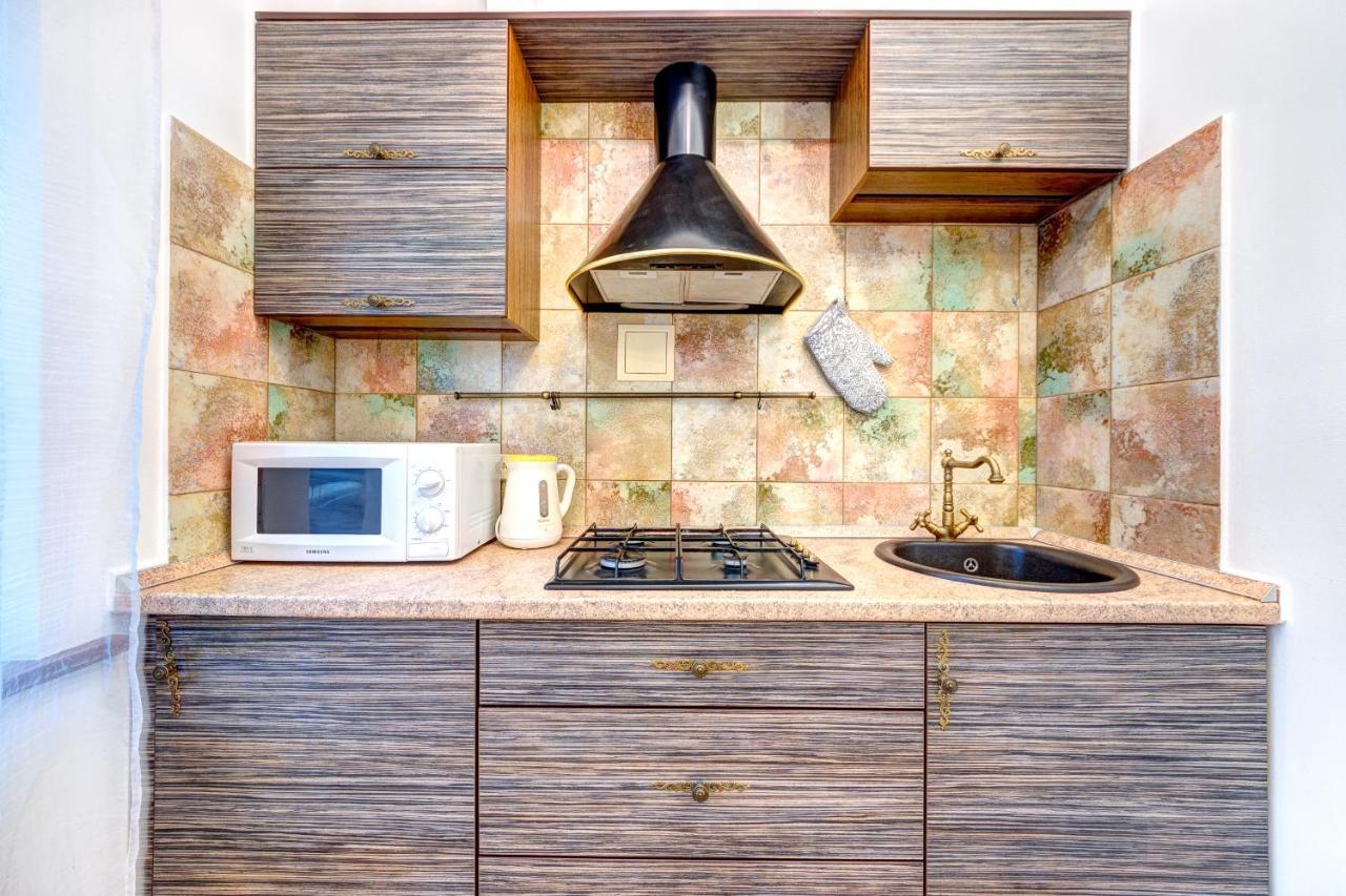 Світло! Vip Apartment In The Druzhby Narodiv Metro Station Kiev Buitenkant foto